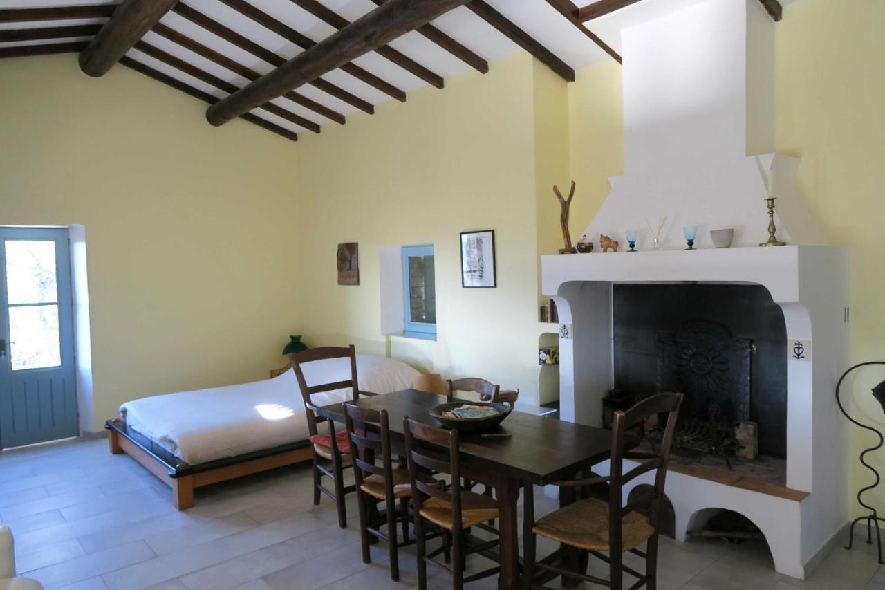 고르드 Bastide Au Coeur Du Luberon 아파트 외부 사진